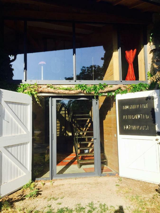 Appartamento Magnificent Renovated Farmhouse Anneyron Esterno foto