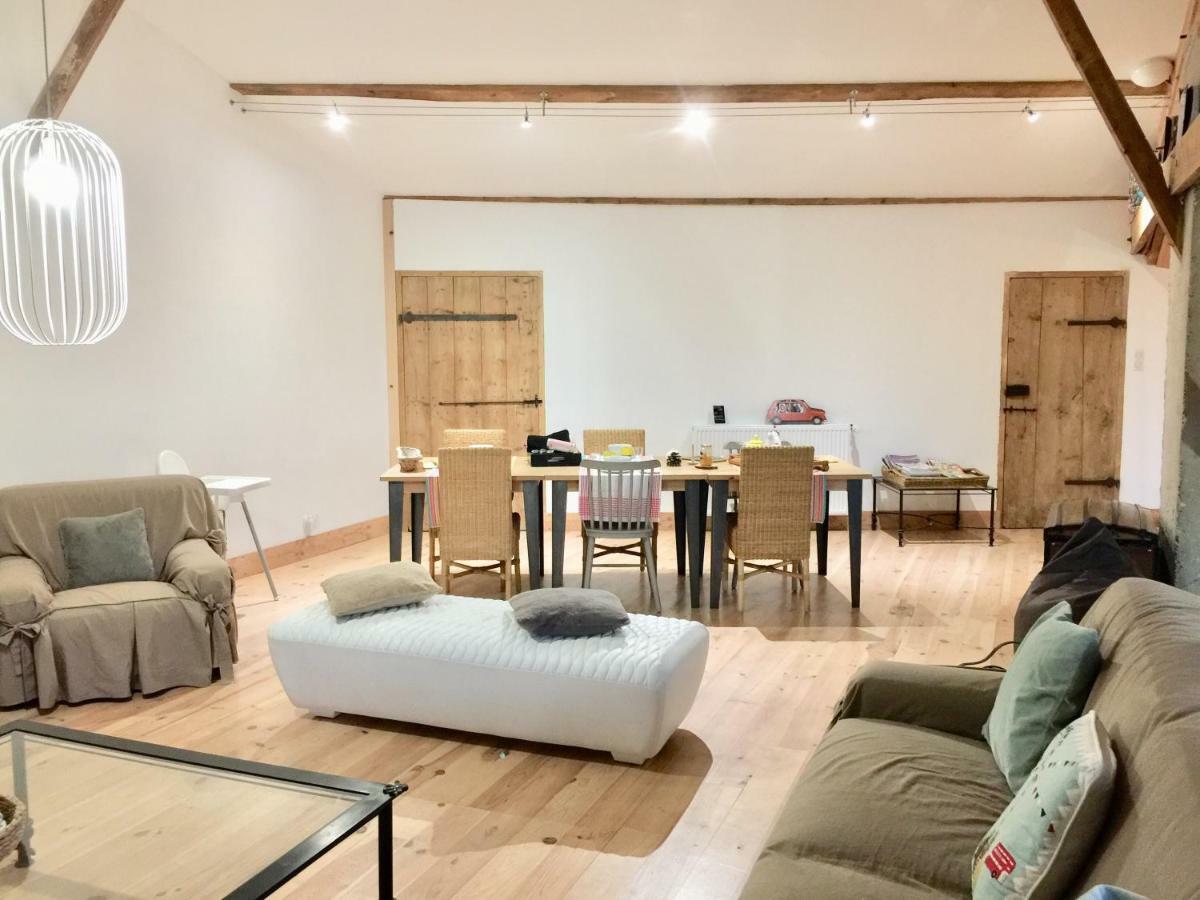 Appartamento Magnificent Renovated Farmhouse Anneyron Esterno foto