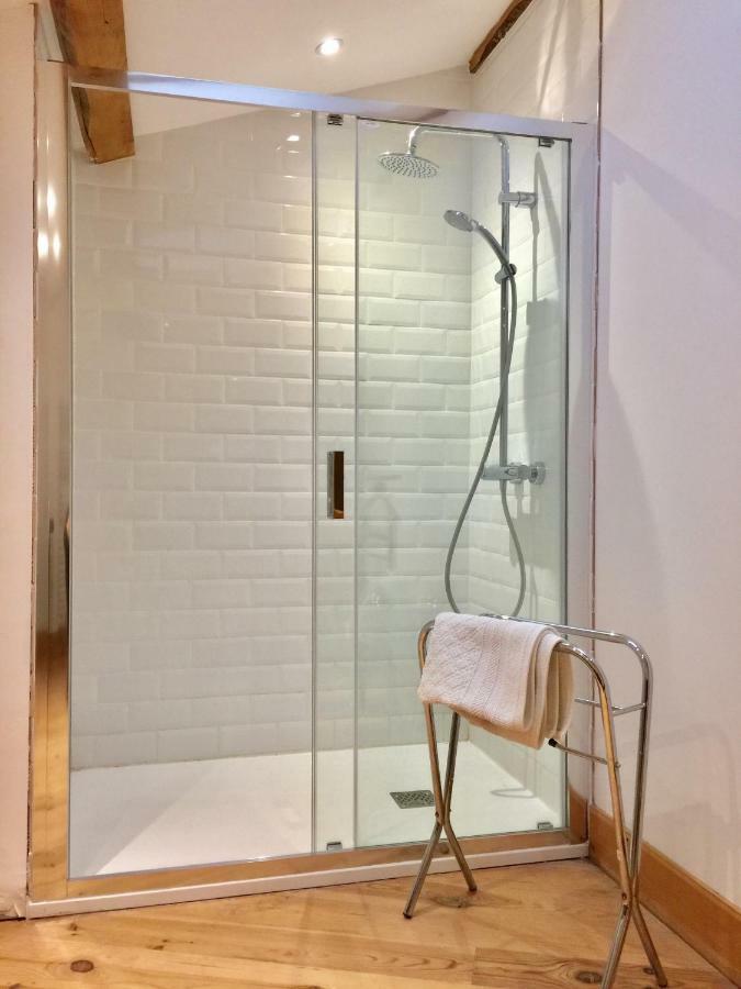 Appartamento Magnificent Renovated Farmhouse Anneyron Esterno foto