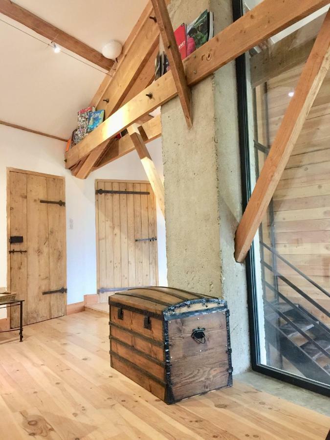 Appartamento Magnificent Renovated Farmhouse Anneyron Esterno foto